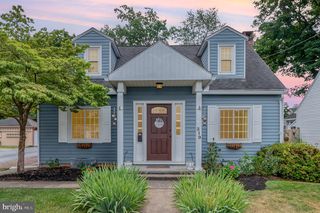 319 Dover St, Manheim, PA 17545