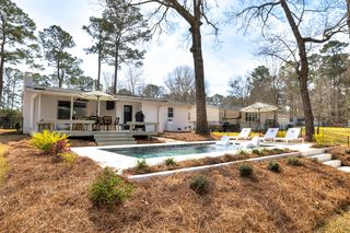 1762 James Loop Rd, Manning, SC 29102