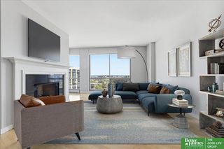 200 S  31st Ave #4602, Omaha, NE 68131