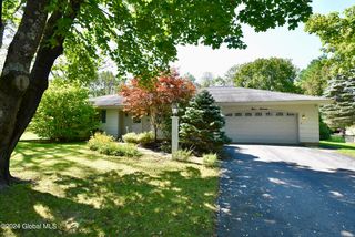 911 S Perry Street, Johnstown, NY 12095