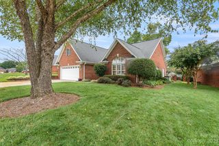 2161 Water Oak Ln, Gastonia, NC 28056