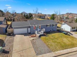 715 S  32nd St, Spearfish, SD 57783