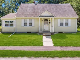 26 S  Park Ter, Northampton, MA 01060