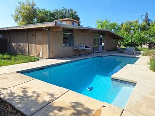 1312 Toyon Pl, Davis, CA 95616