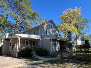410 W  Wayne Ave #1, Wayne, PA 19087