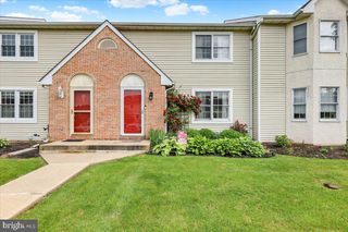 15 Cranberry Rdg #3, Reading, PA 19606