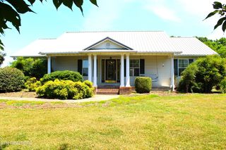2000 Chestnut St, Sweetwater, TN 37874