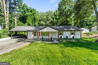 2811 Eunice Holcomb Cir, Dacula, GA 30019