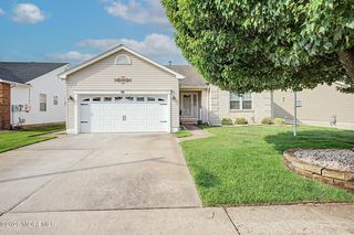 95 Westport Drive, Toms River, NJ 08757