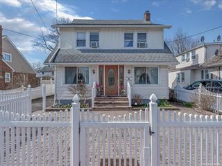 79 California Avenue, Hempstead, NY 11550