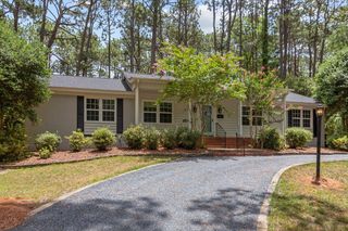 1075 Inverness Rd, Southern Pines, NC 28387