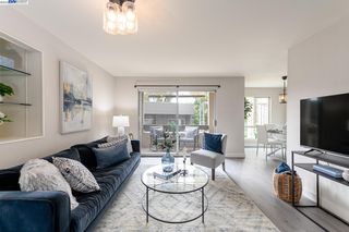 466 Crescent St #123, Oakland, CA 94610