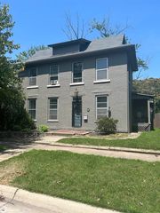 331 Avenue E, Fort Madison, IA 52627