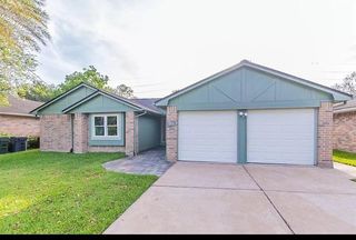 2135 Collingsfield Dr, Sugar Land, TX 77478