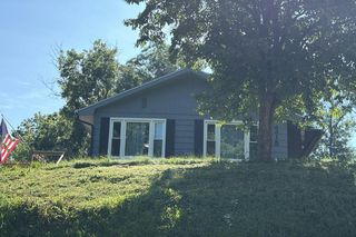 5315 Sawyer St, Saint Joseph, MO 64504