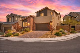2568 Iron Crest Ln, Las Vegas, NV 89138
