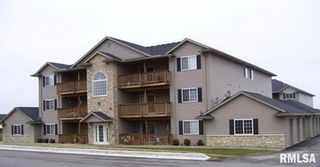 3205 S  16th Ave #203, Eldridge, IA 52748