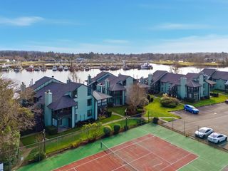 336 NE Skipanon Dr, Warrenton, OR 97146