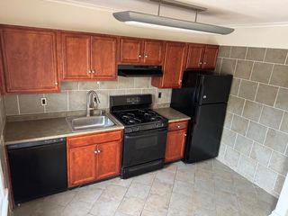 1565 New Scotland Rd #204, Slingerlands, NY 12159