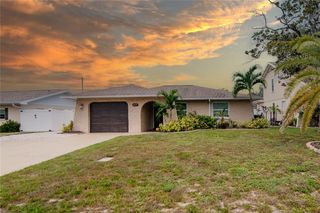 415 Crosswinds Dr, Palm Harbor, FL 34683