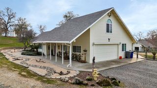 14432 Buggy Whip Ln, Prather, CA 93651