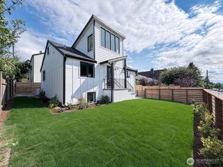 5402 20th Avenue S, Seattle, WA 98108