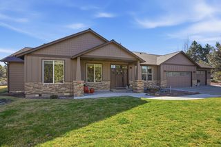 2440 Linnet Ln, Redmond, OR 97756
