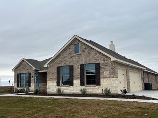 4004 Sanger Meadow Dr, Sanger, TX 76266