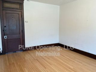 120 N  6th St, Council Bluffs, IA 51503