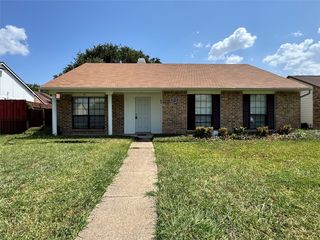 2730 Centennial Dr, Garland, TX 75042