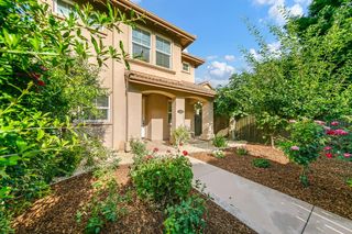 2031 Catalina Dr, Davis, CA 95616