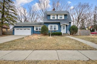 227 Lincoln Ave, Owatonna, MN 55060