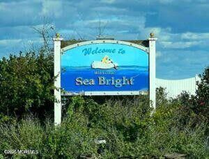 9 Sandpiper Ln, Sea Bright, NJ 07760