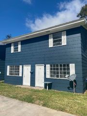 524 N  Market St #3, Opelousas, LA 70570