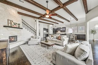 339 Woodway Dr, League City, TX 77573