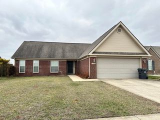 117 Cambridge Dr, Richmond, KY 40475