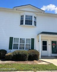 900 Spring Forest Rd #J3, Greenville, NC 27834