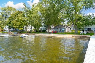 4297 Hunters Dr, Highland, MI 48356