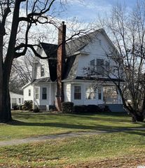 502 Albers St, Golden, IL 62339