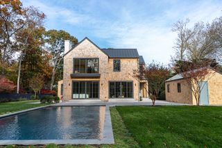 27 Sunset Rd, Sag Harbor, NY 11963