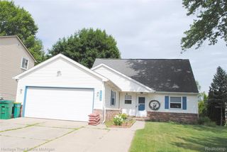 1673 Woodlake Cir, Brighton, MI 48116