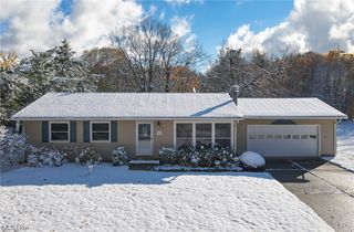 6422 Woodlawn Ave, Ravenna, OH 44266