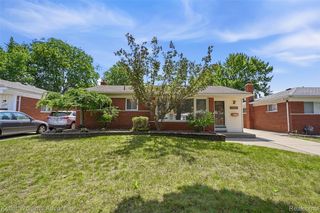 25123 Ward St, Taylor, MI 48180