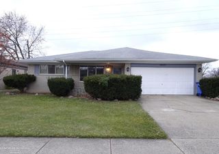 28435 Flanders Ave, Warren, MI 48088