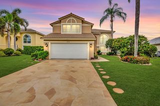 8704 Windy Circle, Boynton Beach, FL 33472