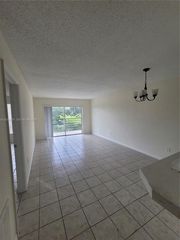 2800 NW 56th Ave #E401, Lauderhill, FL 33313