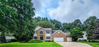 5576 Primavera Dr, Mentor, OH 44060