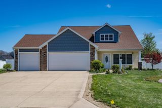 13084 Claret Ct, Fort Wayne, IN 46845