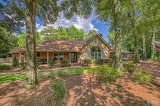 3465 River Gardens Cir, Pensacola, FL 32514