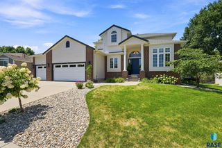 7305 S  Russet Dr, Sioux Falls, SD 57108